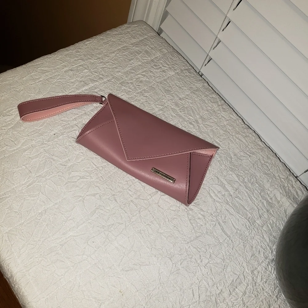 Jantaminiau wristlet